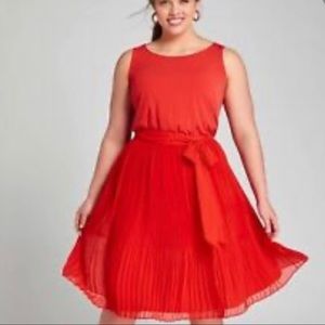 Lane Bryant 18-20 Beautiful Flowy Red pleated dress 💃